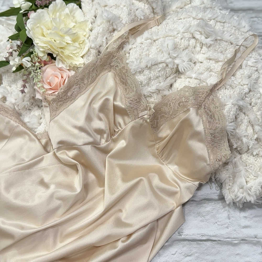 Vtg Adonna Nylon Lace Beige Slip Dress Lingerie S Bridal Babydoll Floral Boudoir